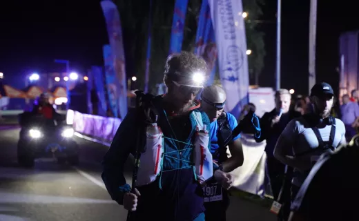 Największe wyzwanie Festiwalu Biegowego! Bieg na 100 km wystartował w środku nocy - 70